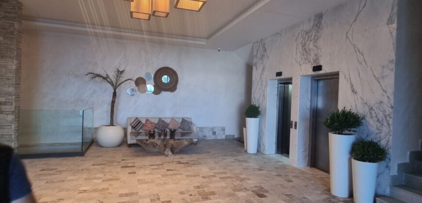 Lux 3 bedroom residance on seafront