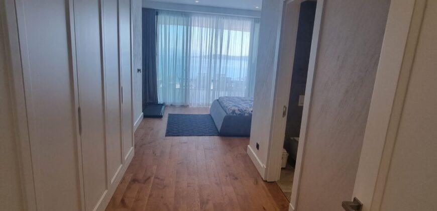 Lux 3 bedroom residance on seafront